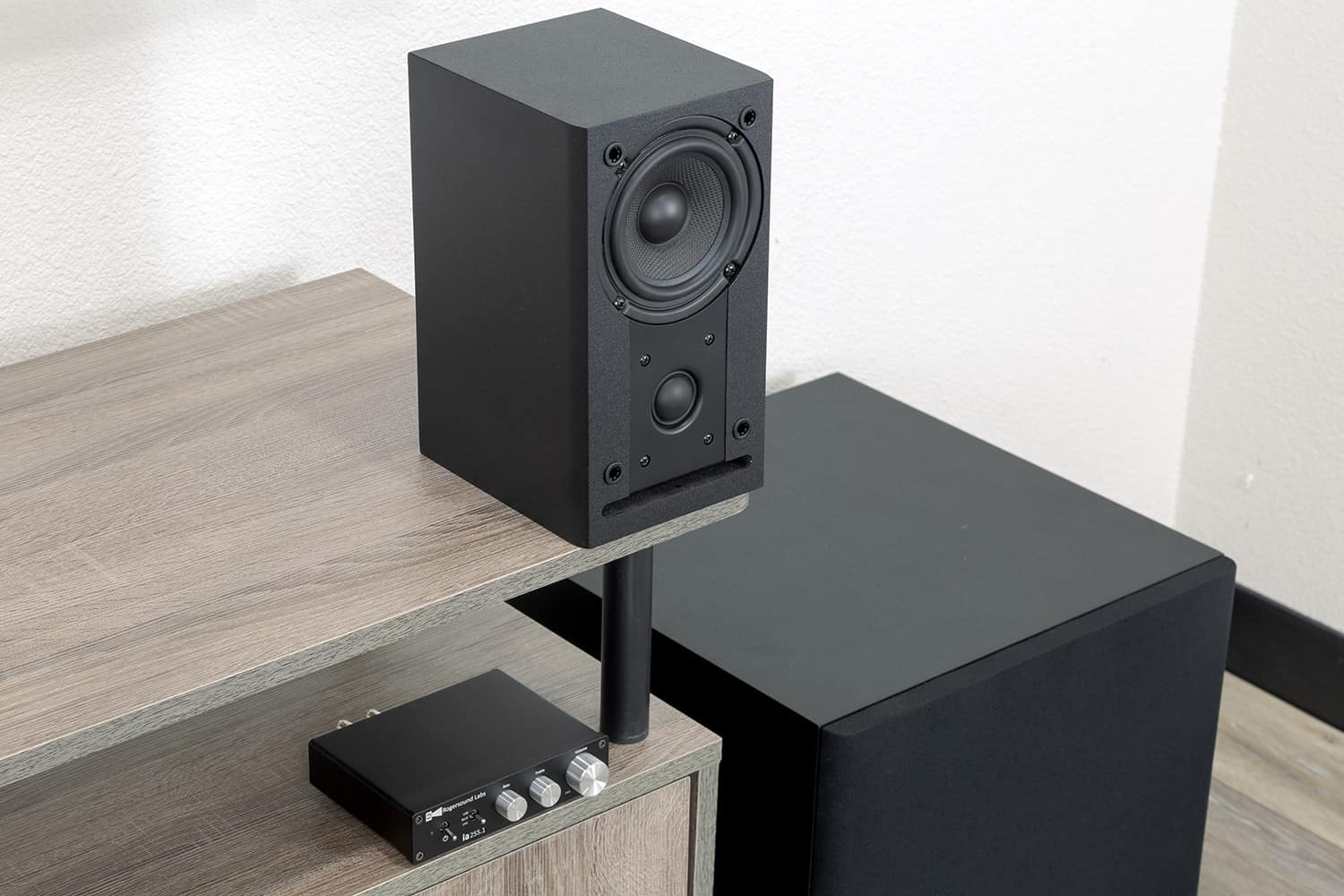 iA255.1 Ultra-Compact Integrated Amplifier – Rogersound Labs